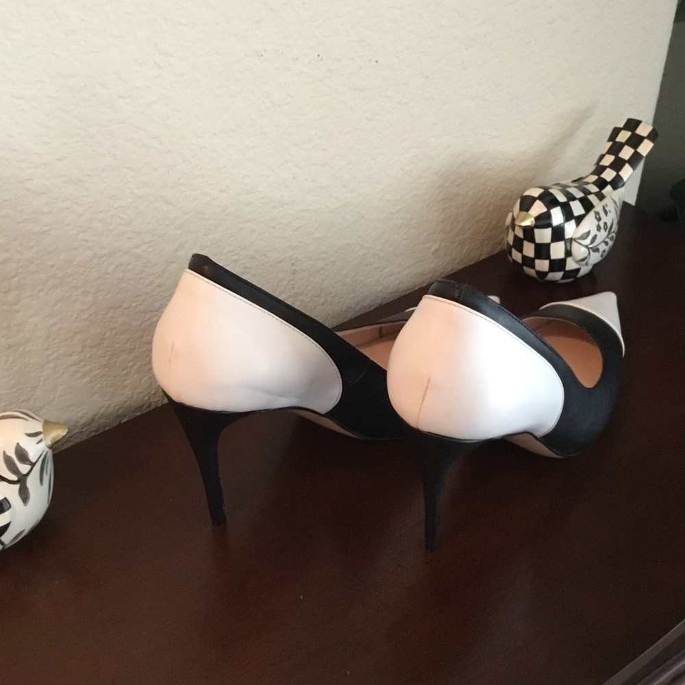 YDN Black and White Pointed Heels (NWOT)🌹 - Picture 2 of 6